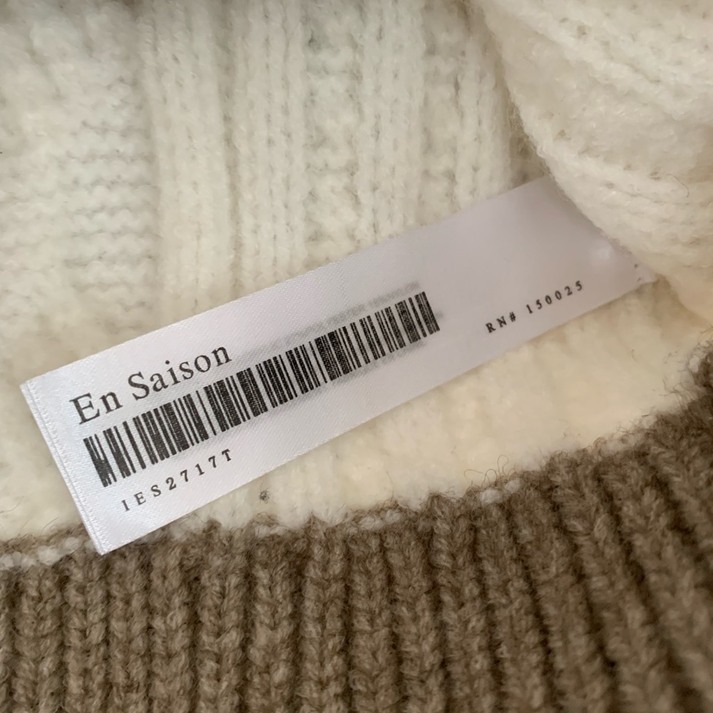 En Saison Harper Sweater - Picture 5 of 9